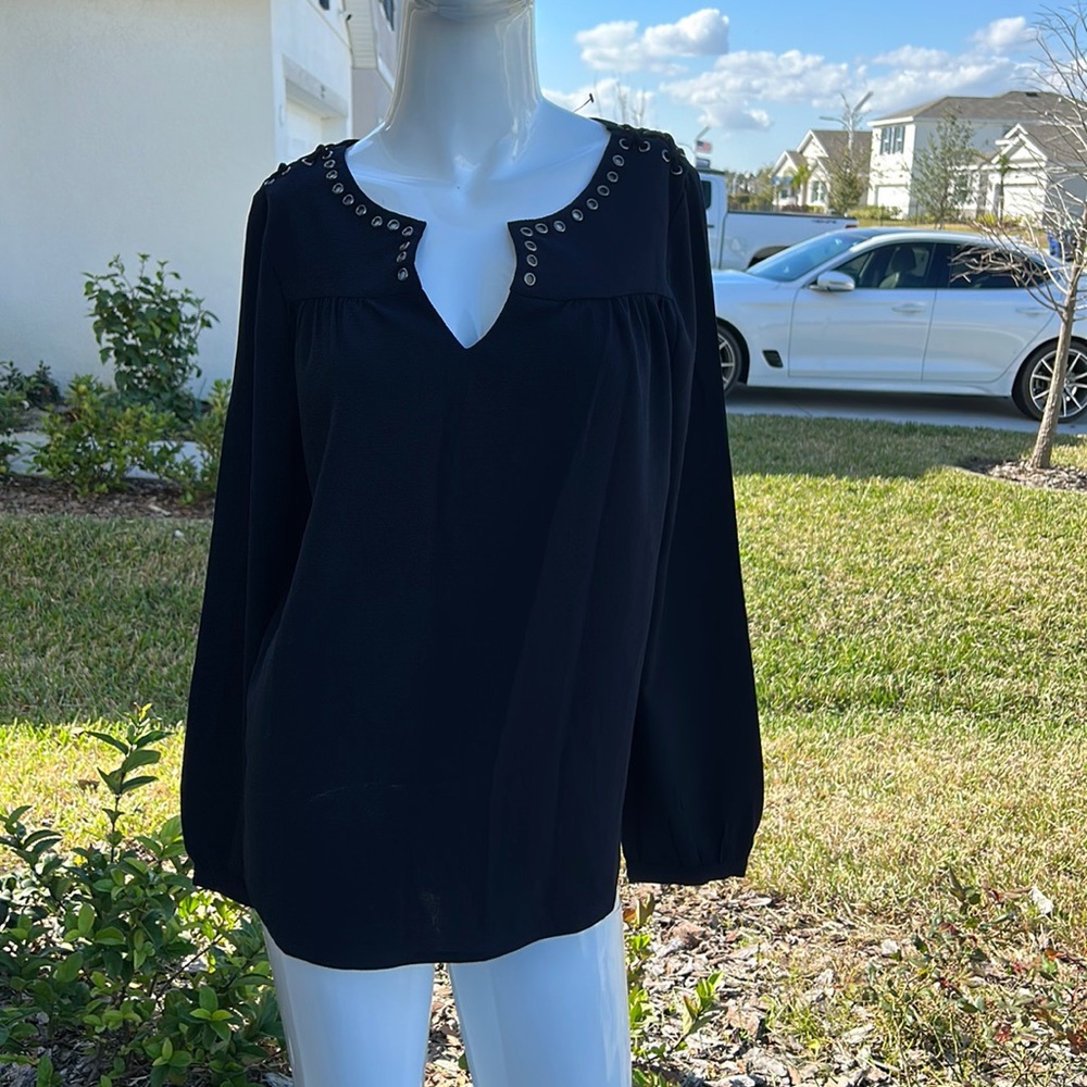 NWOT LIPSLIDE SHIRT TOP BLOUSE SIZE S